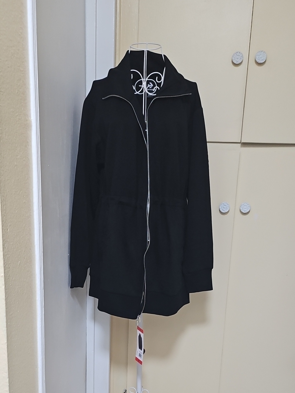 Converse Black Zip-Front Women's Jacket. NWT